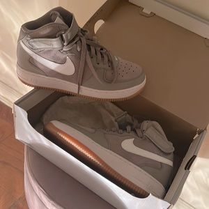 Nike like New used once.